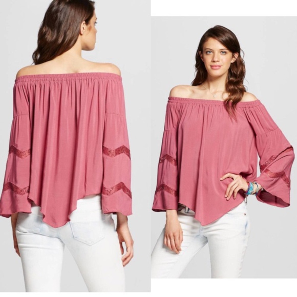 Off shoulder Xhilaration blouse
